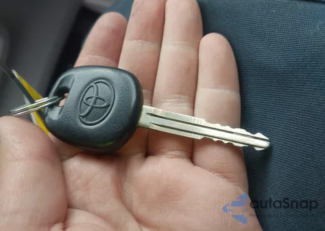 2010 Toyota Corolla Le из США, поврежденный, VIN 2T1BU4EE8AC352503